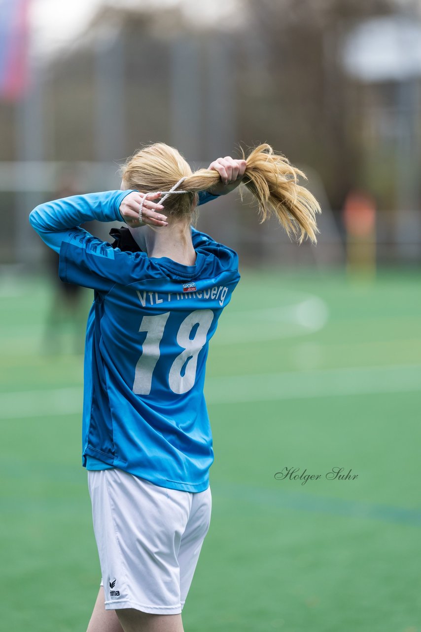 Bild 314 - wBJ VfL Pinneberg - Eimsbuettler TV2 : Ergebnis: 3:5